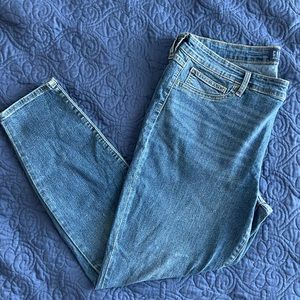 Gap Jeggings size 14/32.  Excellent condition.  Like new.  Ankle length.